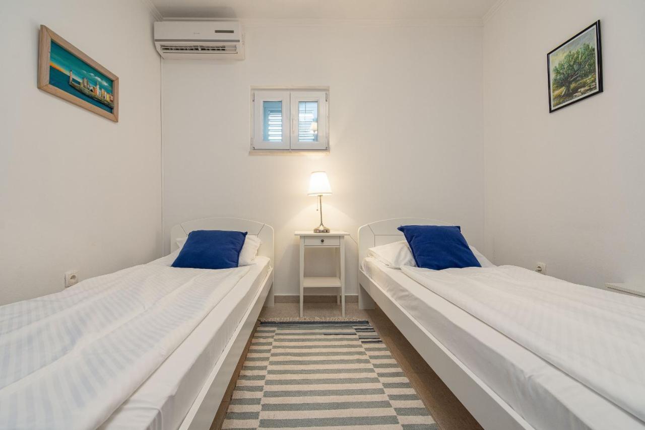 Villa Tatijana Zadarvillas Kukljica Exteriör bild